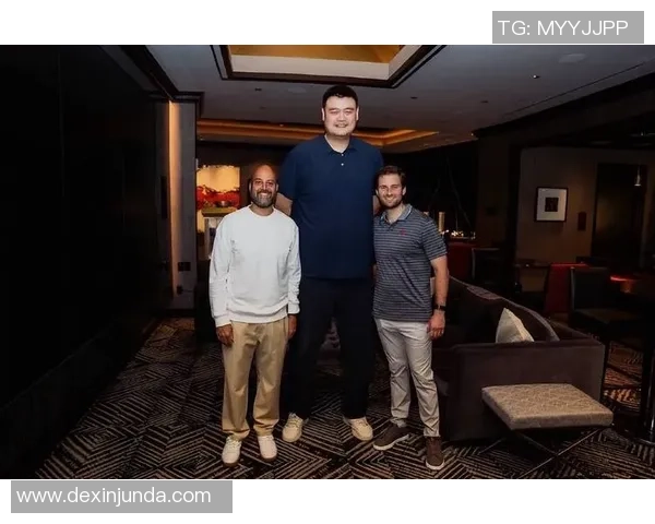 姚明孩子胎记引发热议网友纷纷猜测其背后的故事与意义