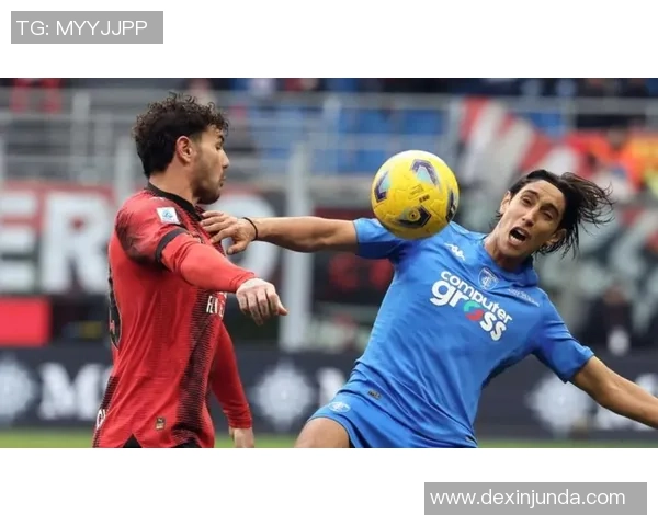 友谊赛惊现冷门AC米兰小胜那不勒斯引发争议判罚热议