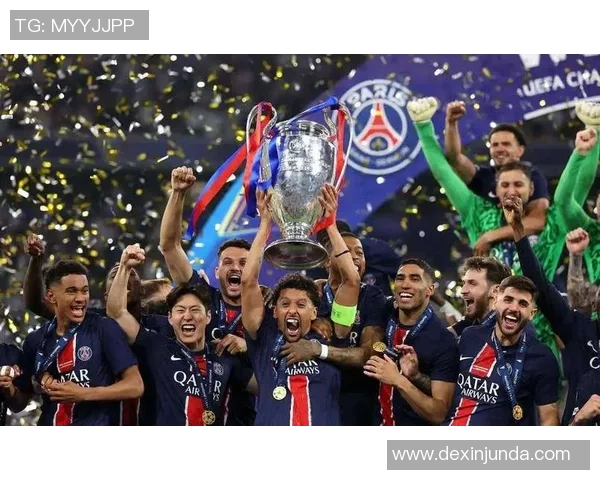 足总杯激战:马竞与巴黎圣日耳曼2-2平局红牌事件引发全场热议 足总杯激战:马竞与巴黎圣日耳曼2-2平局红牌事件引发全场热议