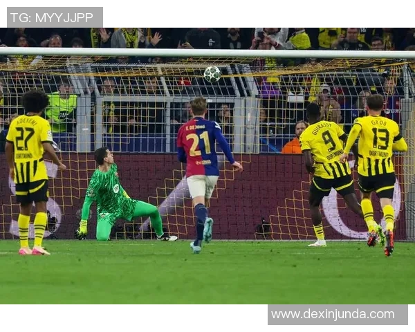 足总杯精彩对决尤文图斯与巴黎圣日耳曼战平乌龙球成比赛转折点 足总杯精彩对决尤文图斯与巴黎圣日耳曼战平乌龙球成比赛转折点