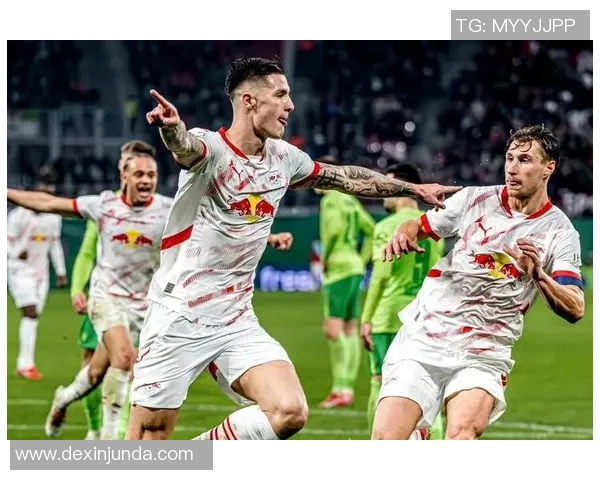 国王杯激战多特蒙德与莱比锡战平绝杀瞬间引发全场沸腾 国王杯激战多特蒙德与莱比锡战平绝杀瞬间引发全场沸腾