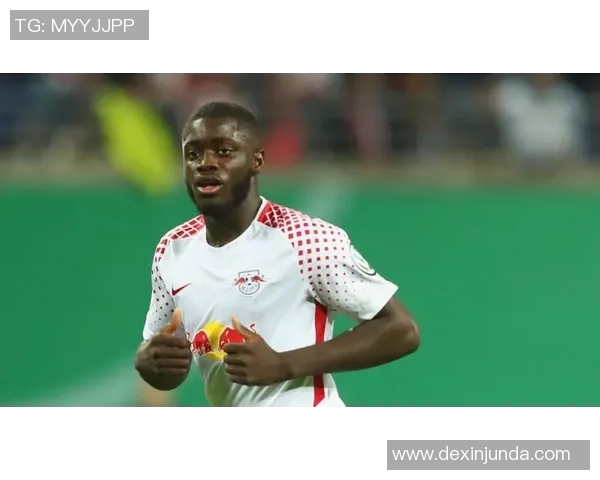 意甲激战本菲卡绝杀曼联全场沸腾转会动态引发关注 意甲激战本菲卡绝杀曼联全场沸腾转会动态引发关注